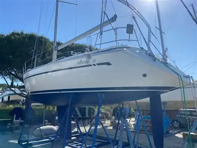 Bavaria 38