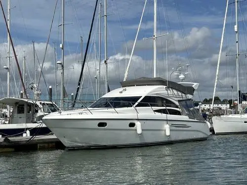 2005 Princess 42