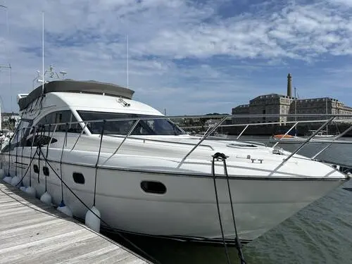 2005 Princess 42