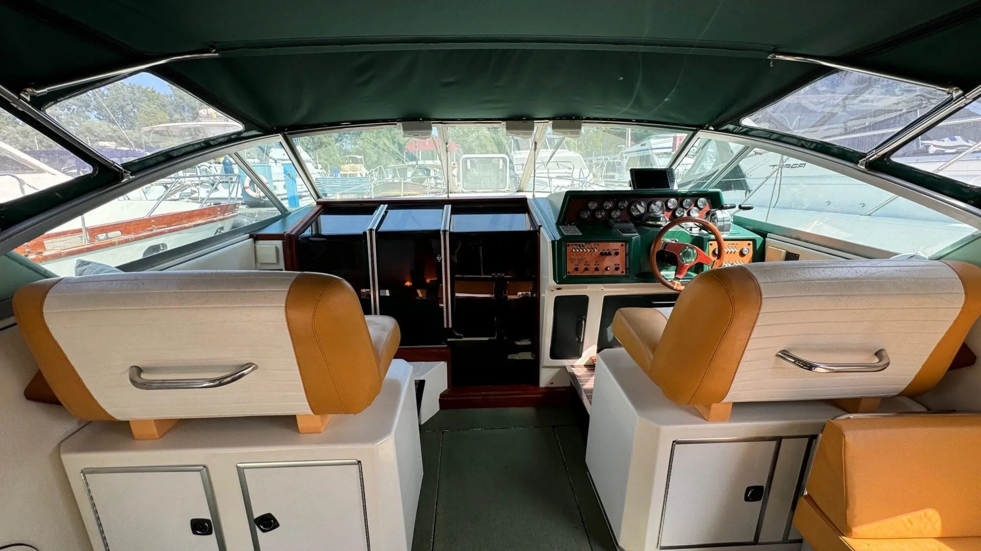 1989 Sea Ray 340 express cruiser