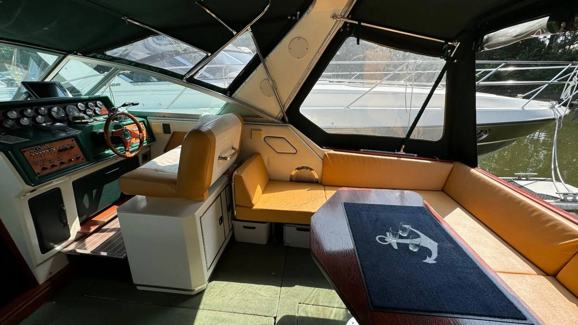 1989 Sea Ray 340 express cruiser