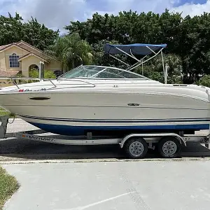 2004 Sea Ray 215 Weekender