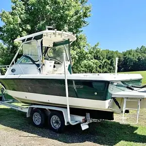 2006 Hydra-Sports Boats 230 Walkaround