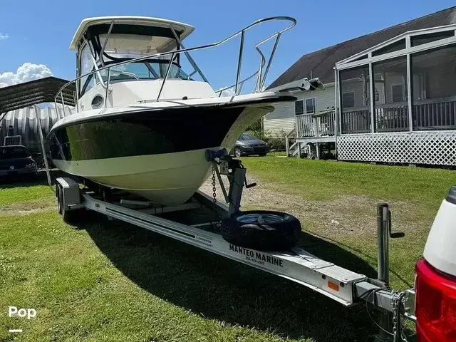 Hydra-Sports Boats 230 Walkaround