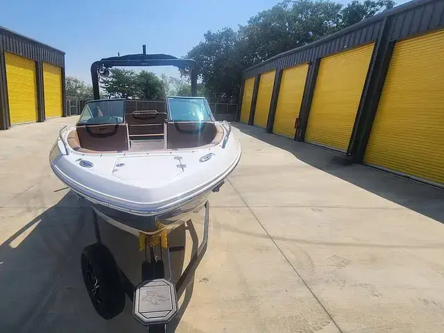 Chaparral 247 Ssx