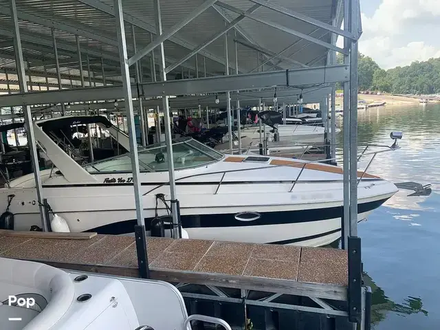 Rinker 270 Fiesta Vee