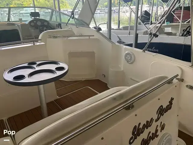 Rinker 270 Fiesta Vee