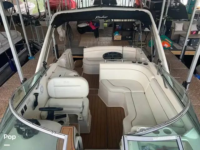 Rinker 270 Fiesta Vee