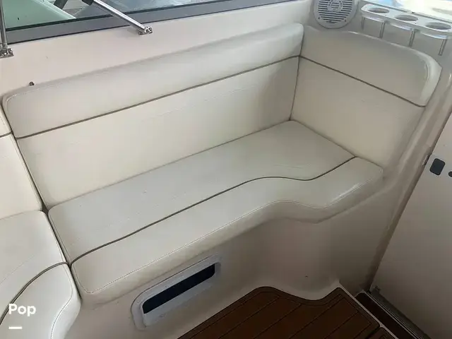 Rinker 270 Fiesta Vee