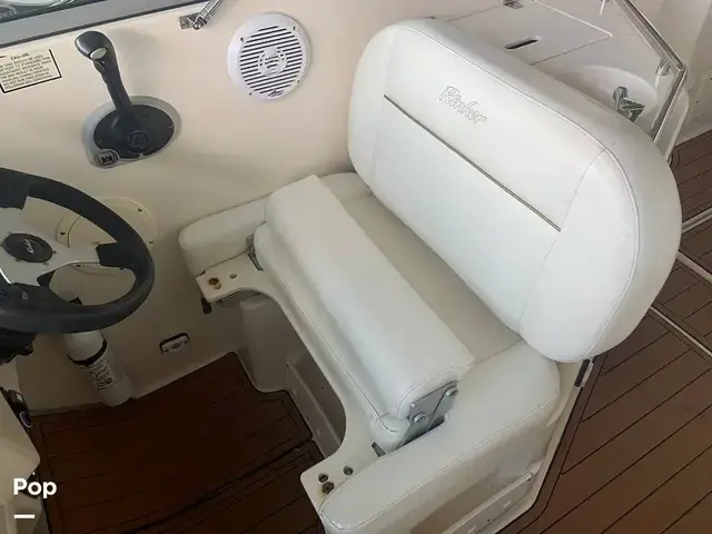 Rinker 270 Fiesta Vee