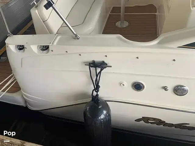 Rinker 270 Fiesta Vee