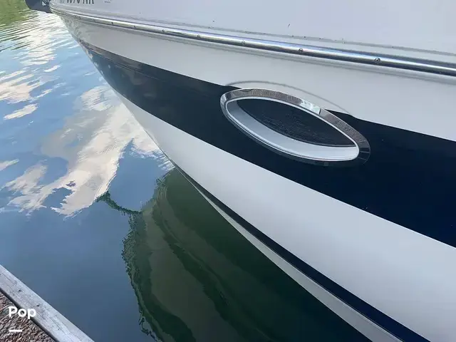 Rinker 270 Fiesta Vee