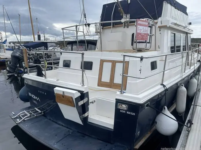 2005 Performance sabreline 395 trawler