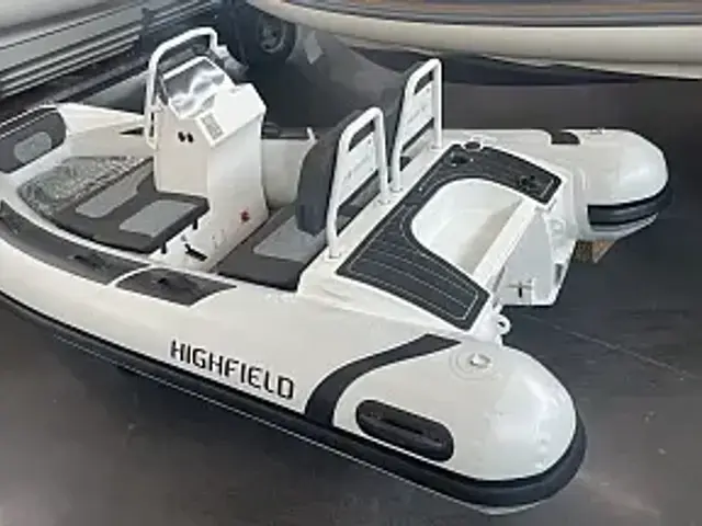 Highfield Sport 330