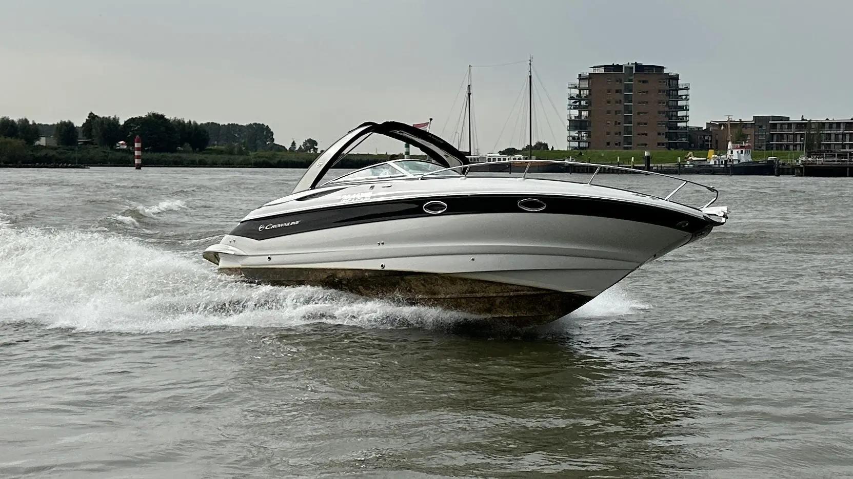 2007 Crownline 315 scr