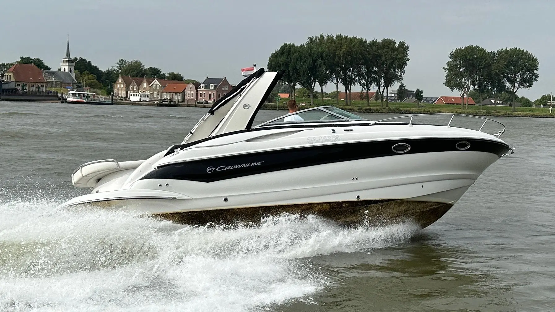 2007 Crownline 315 scr