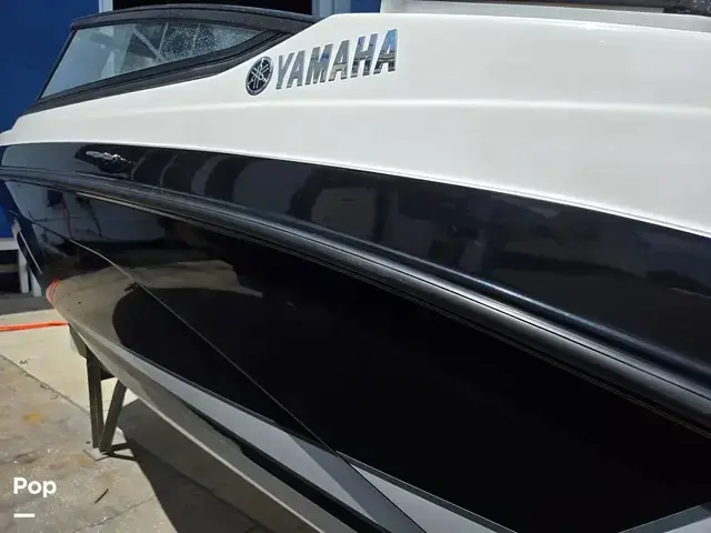 Yamaha AR190