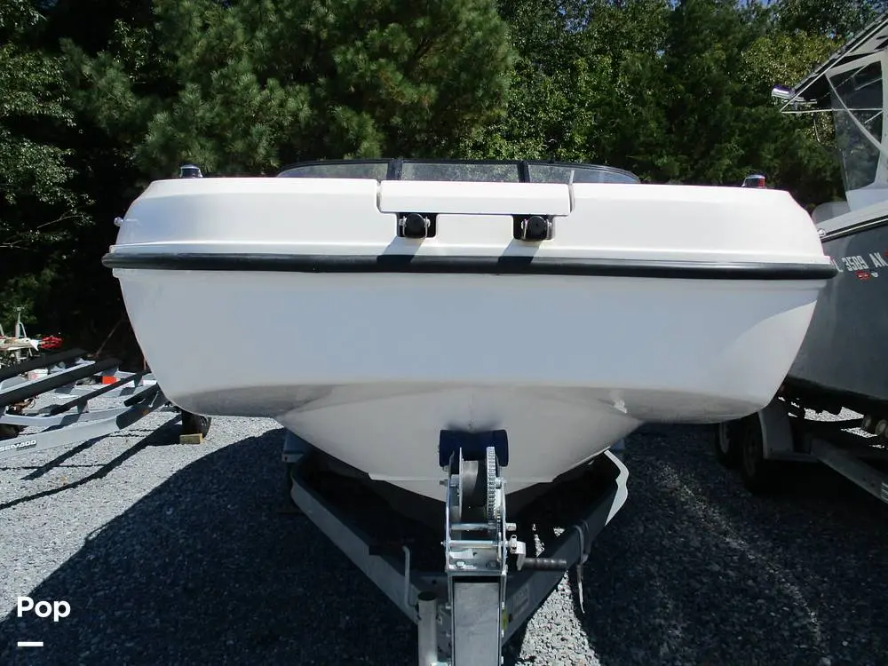 2021 Bayliner dx2200