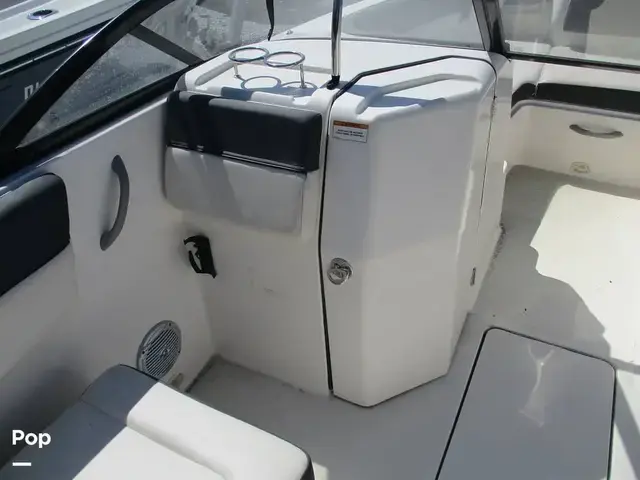 Bayliner DX2200