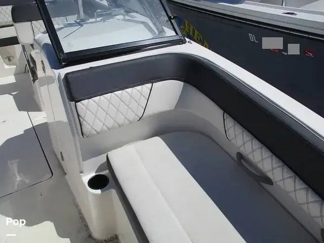 Bayliner DX2200