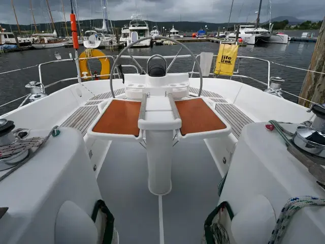 Beneteau Oceanis Clipper 411