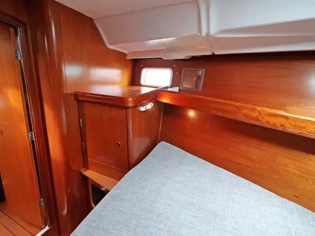 Beneteau Oceanis Clipper 411