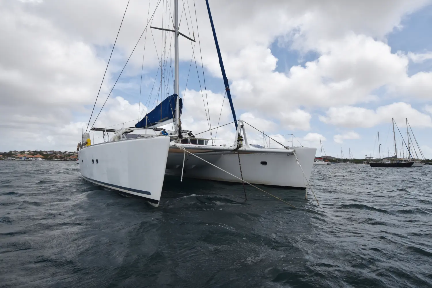 2005 Lagoon 570