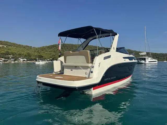 Bayliner Ciera 8