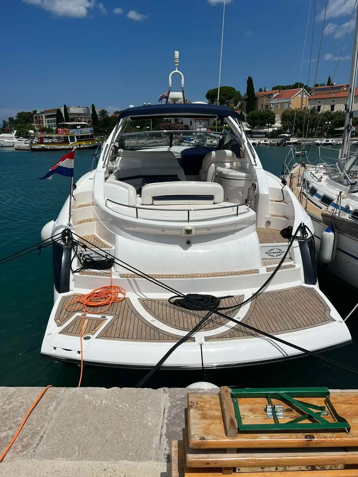 2005 Sunseeker portofino 46