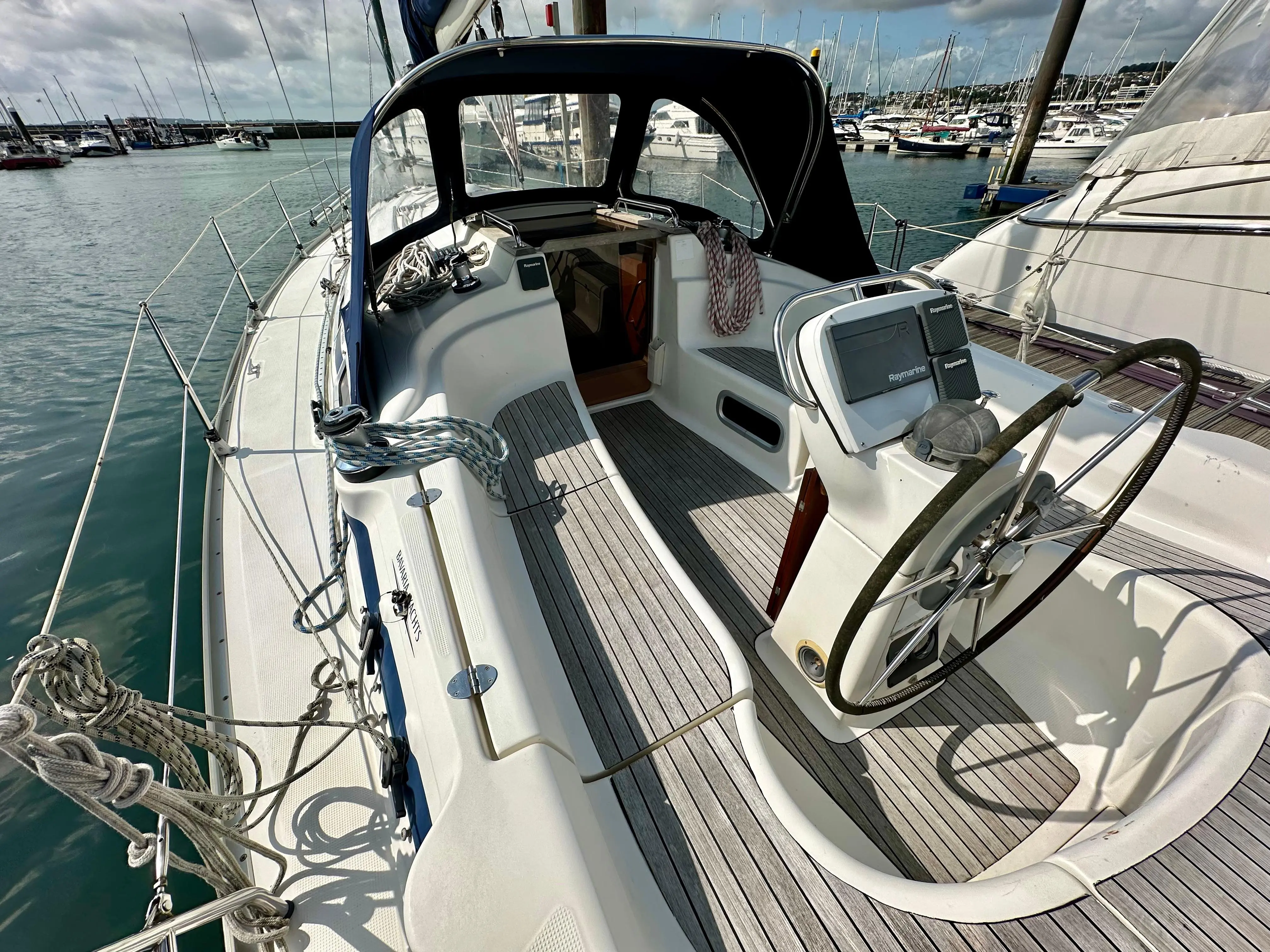 2003 Bavaria 36