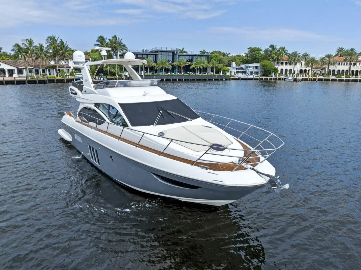 2012 Azimut flybridge