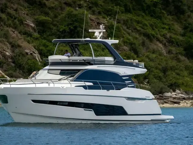 Fairline Squadron 68