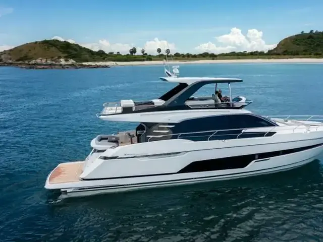 Fairline Squadron 68