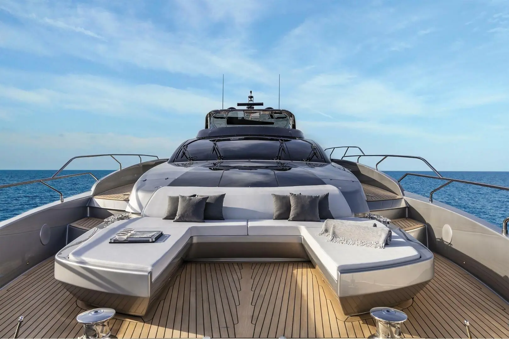 2023 Riva 90 argo