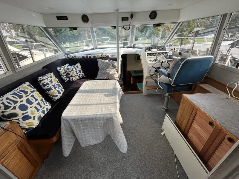 1980 Princess 37 flybridge