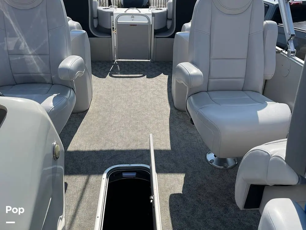 2018 Avalon 2385ql catalina