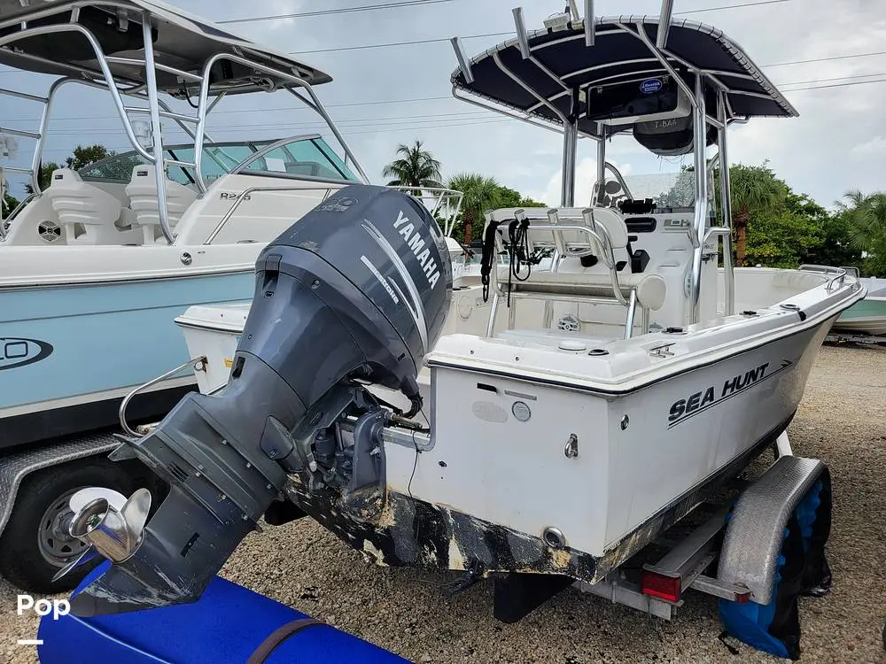 2006 Sea Hunt triton 212