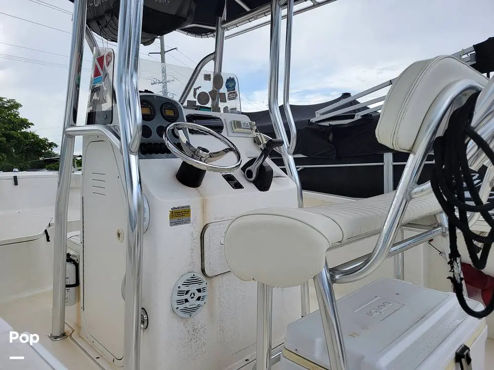 2006 Sea Hunt triton 212