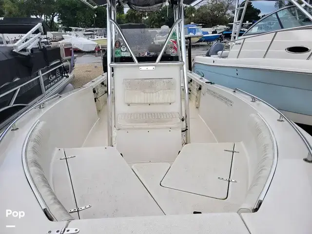 Sea Hunt Boats Triton 212