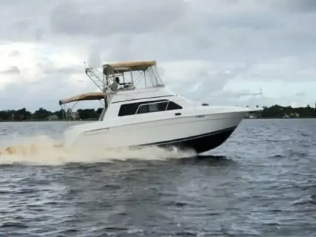 Mainship Boats 31 Sedan Bridge