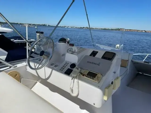 Mainship 31 Sedan Bridge