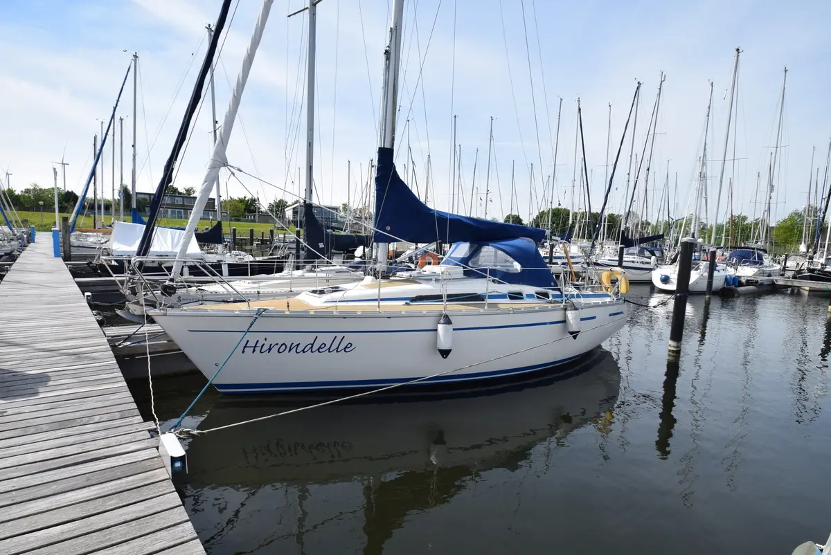 1985 Bavaria 30 cruiser