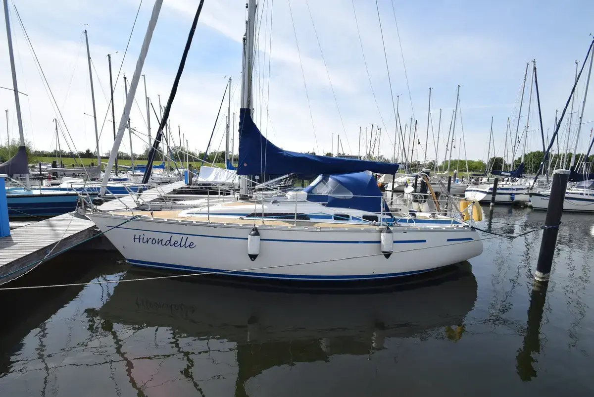 1985 Bavaria 30 cruiser