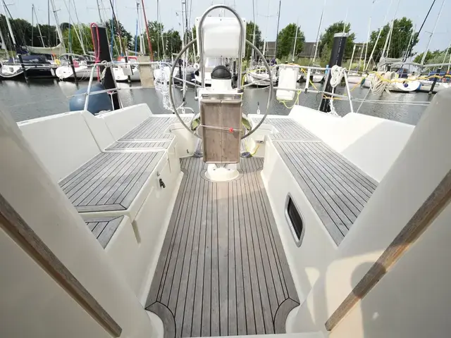 Hanse 371 Centerboard