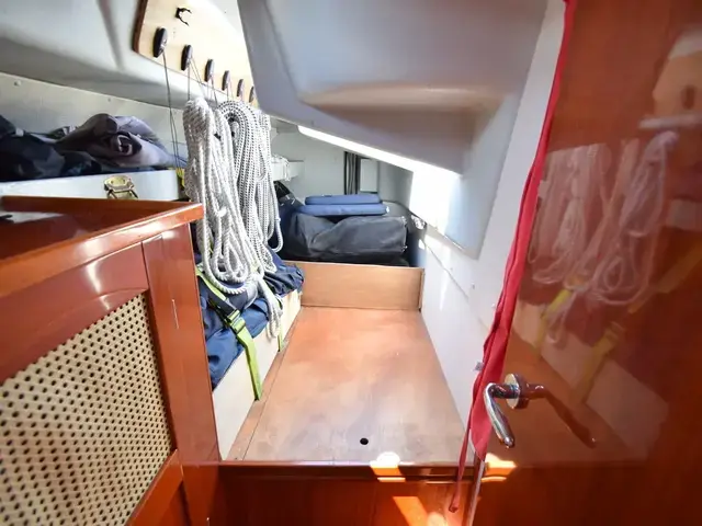 Hanse 371 Centerboard