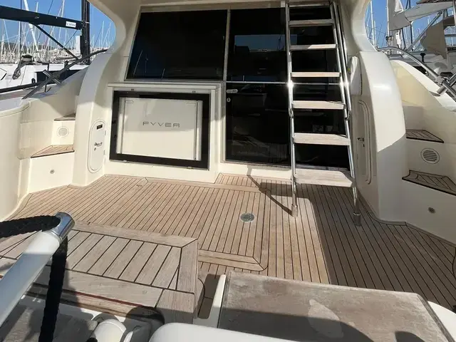 Ferretti Yachts 470