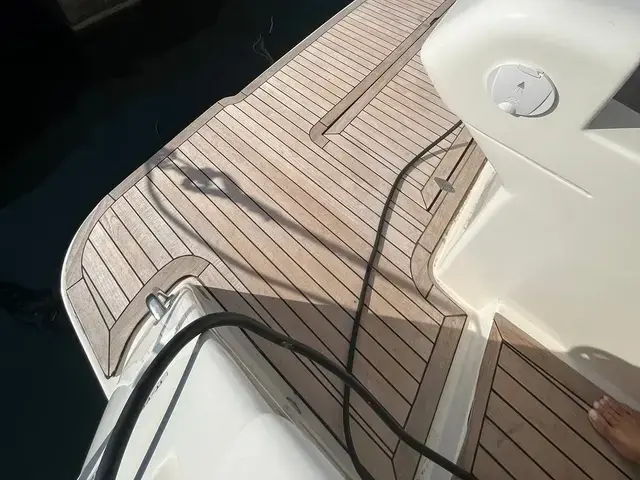 Ferretti Yachts 470