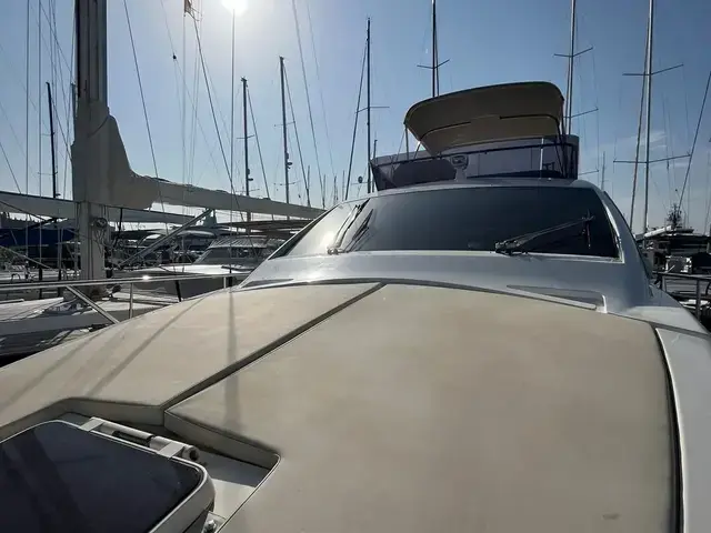 Ferretti Yachts 470