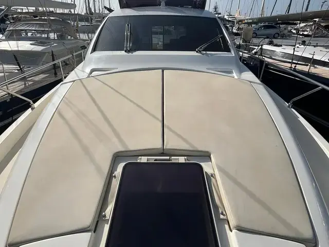 Ferretti Yachts 470