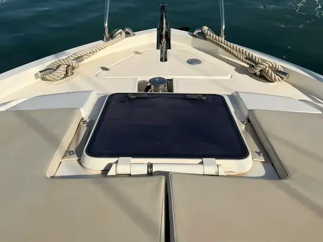 Ferretti Yachts 470